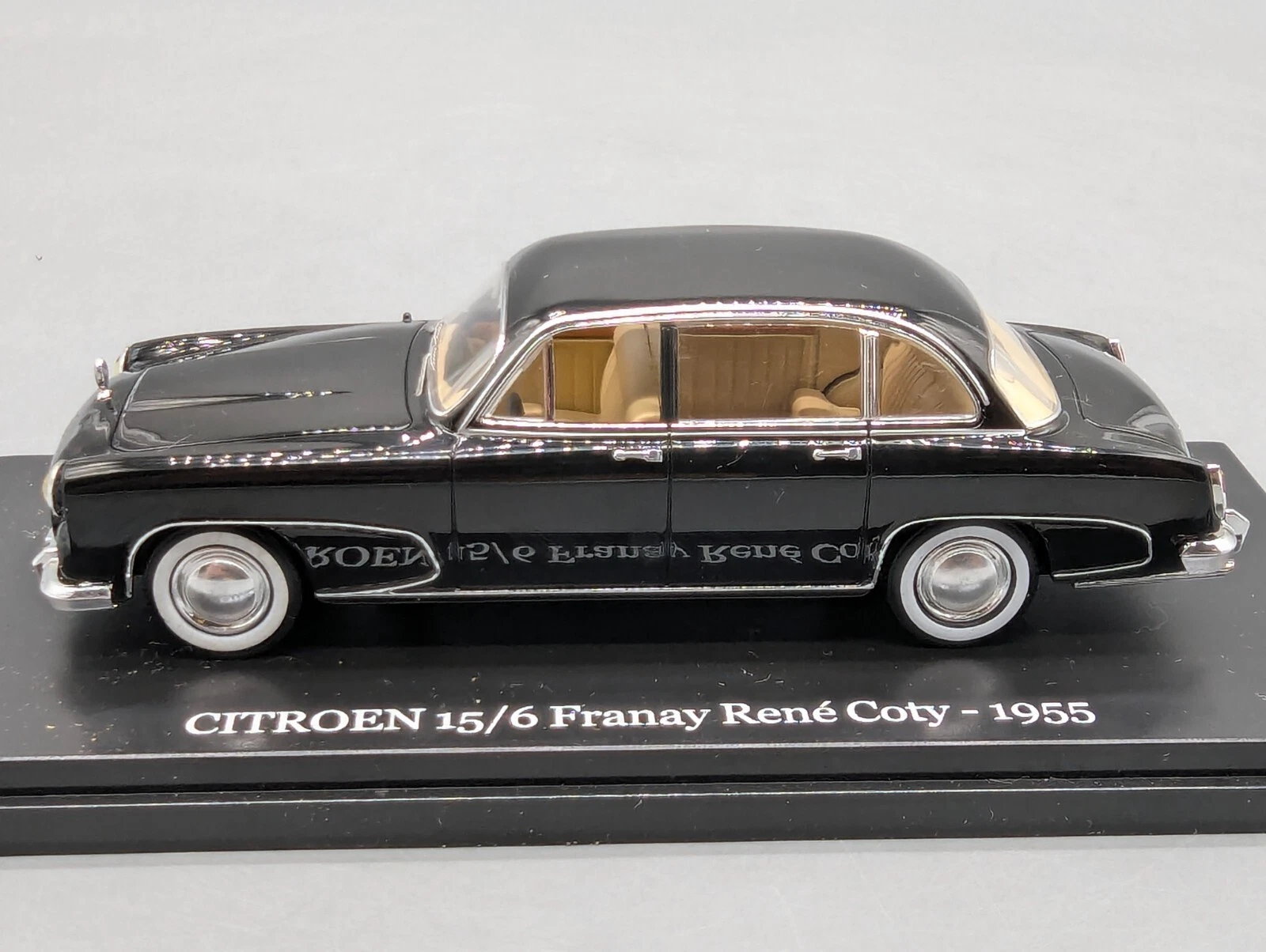 Norev Citroën 15/6 Franay René Coty 1955 – Black (with Display Case)