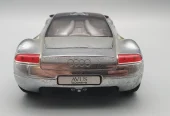Revell Audi Avus Quattro 1:18 – Kromirani Kolekcionarski Model, Odlično Očuvan