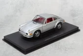 Porsche 911 Carrera LS 2.4L (1973) – Universal Hobbies 1:18 – BOXED