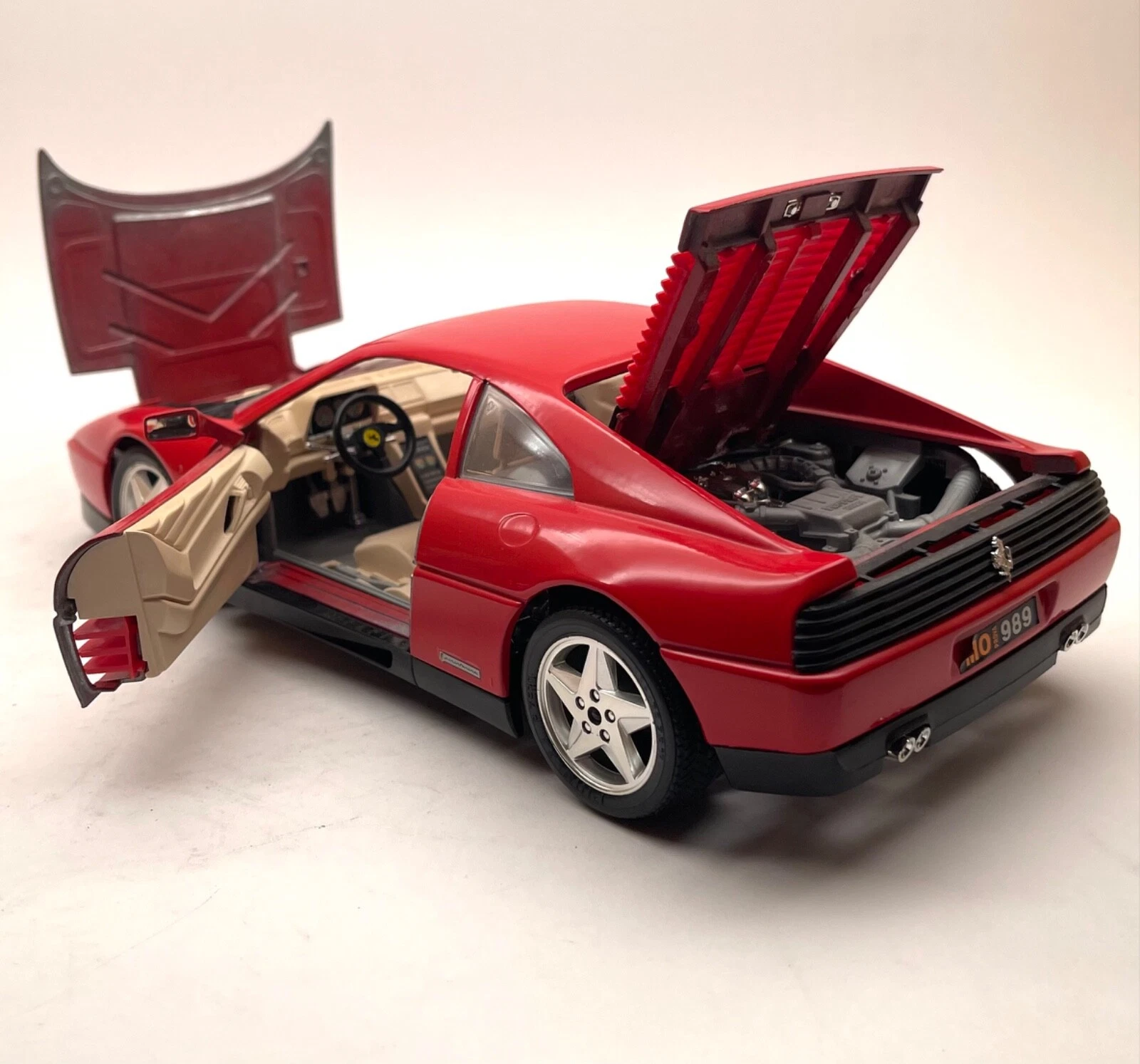 Bburago Ferrari 348 tb sports car 1989 in red from collection 118 No.02